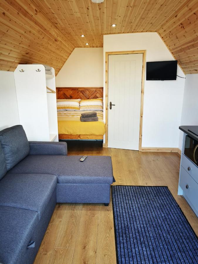 Gowanview Glamping Hotell Banff Exteriör bild