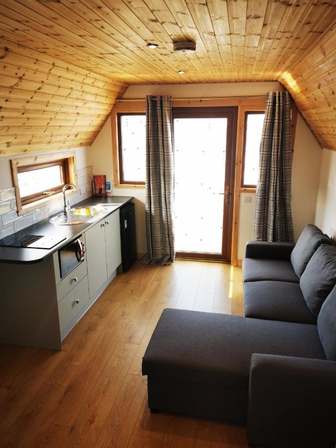 Gowanview Glamping Hotell Banff Exteriör bild