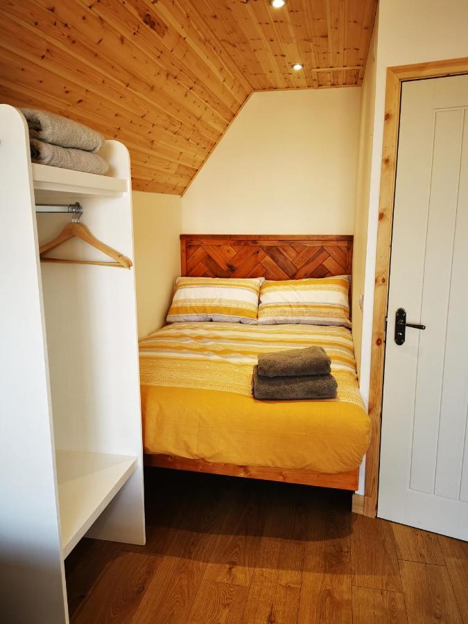 Gowanview Glamping Hotell Banff Exteriör bild